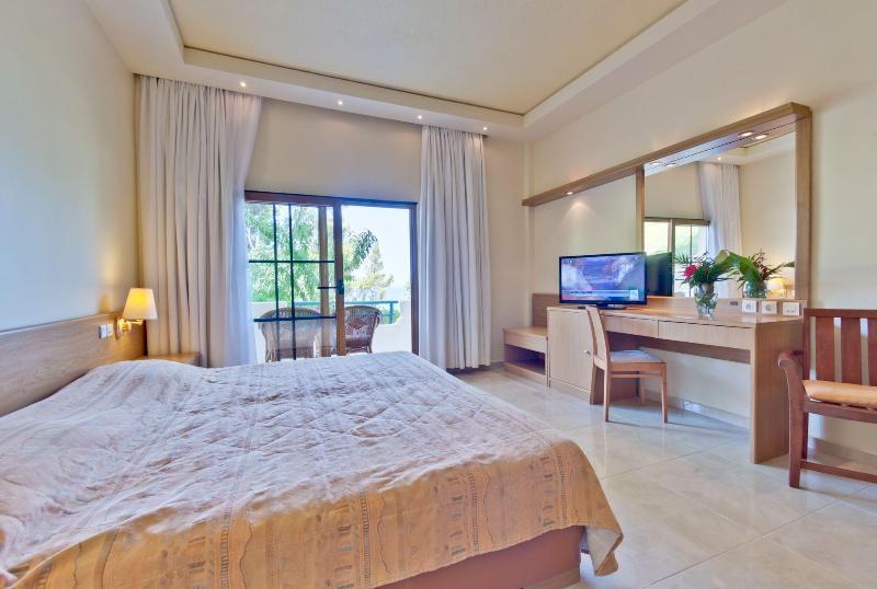 Possidi Holidays Resort & Suite Hotel מראה חיצוני תמונה