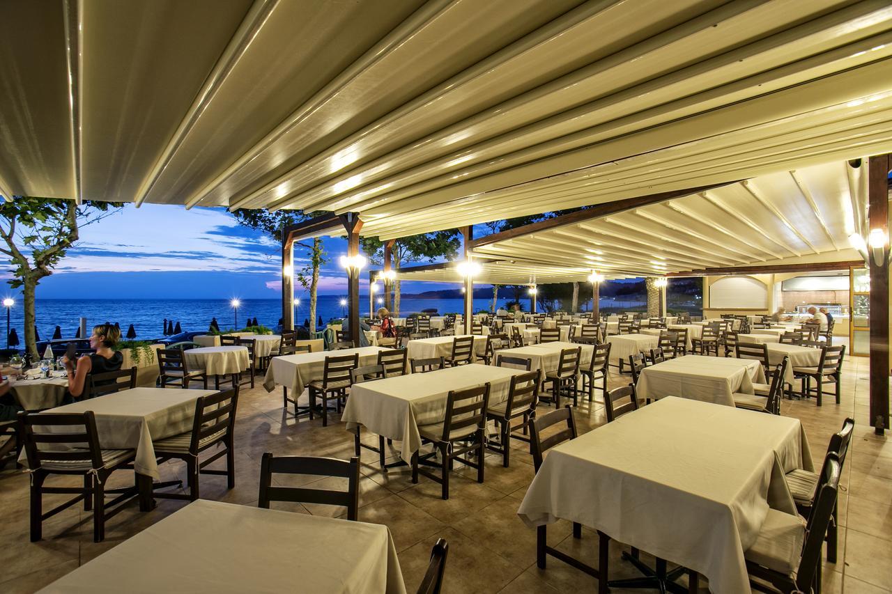 Possidi Holidays Resort & Suite Hotel מראה חיצוני תמונה