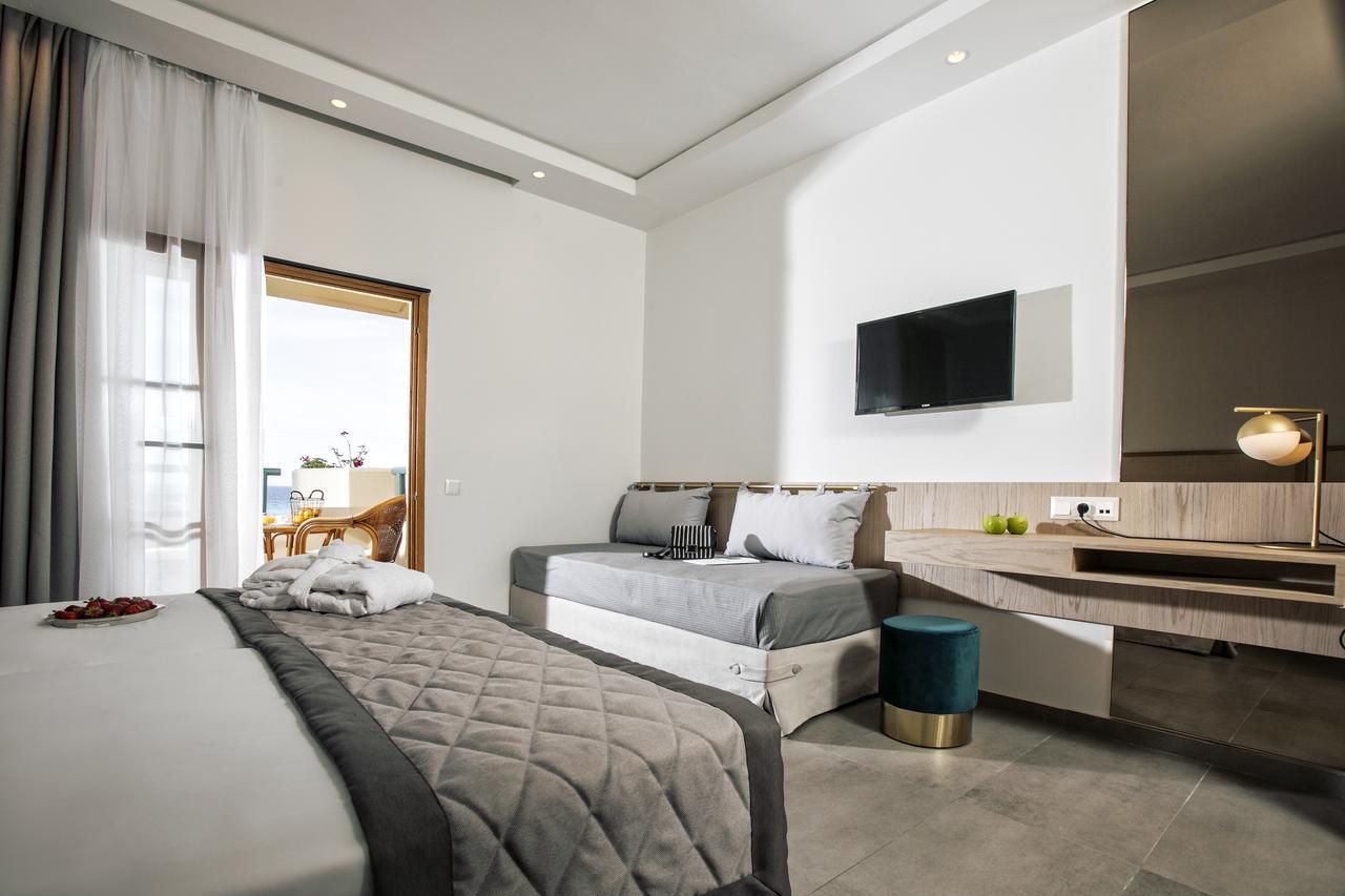 Possidi Holidays Resort & Suite Hotel מראה חיצוני תמונה