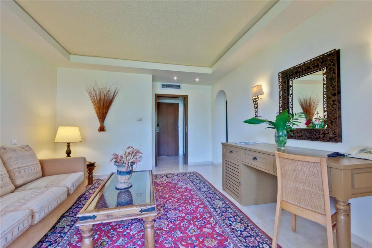 Possidi Holidays Resort & Suite Hotel מראה חיצוני תמונה