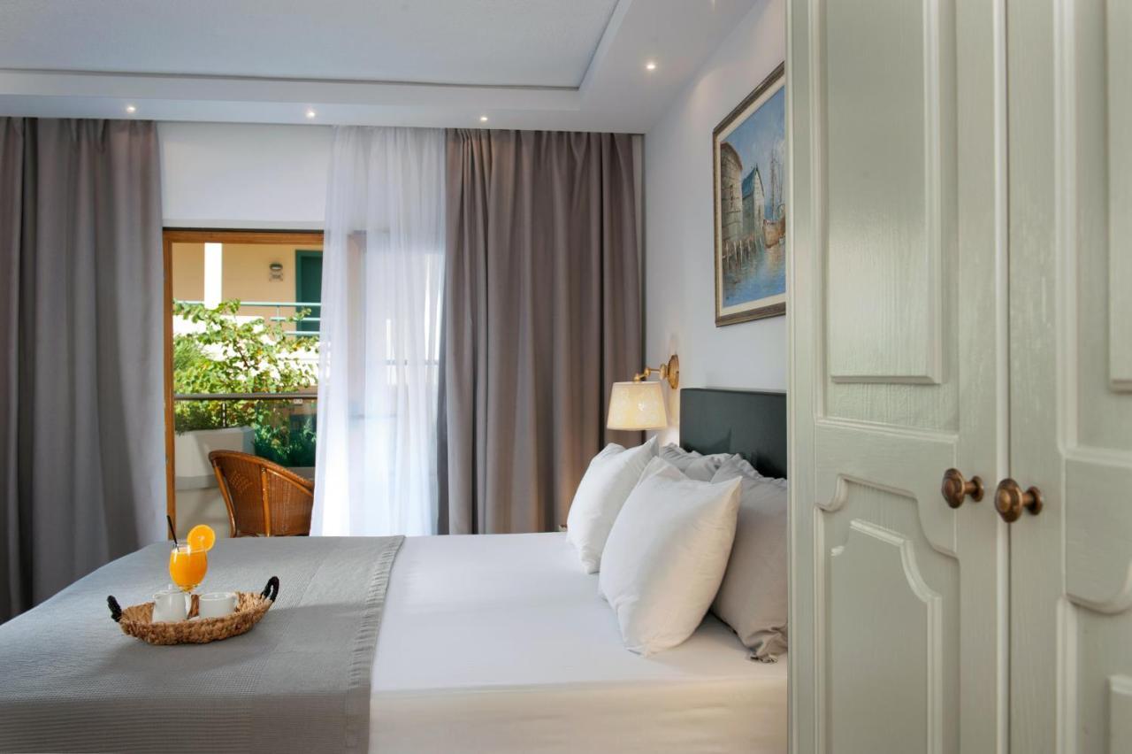 Possidi Holidays Resort & Suite Hotel מראה חיצוני תמונה